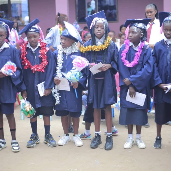 Une émouvante cérémonie de graduation, marquant la fin de cycle pour plusieurs de ses élèves